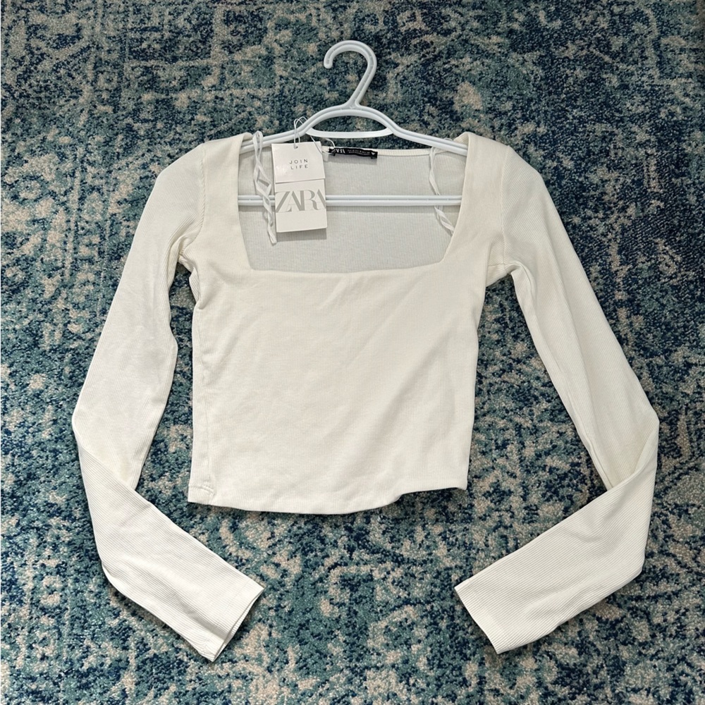 ZARA | Off-White Long Sleeve Top